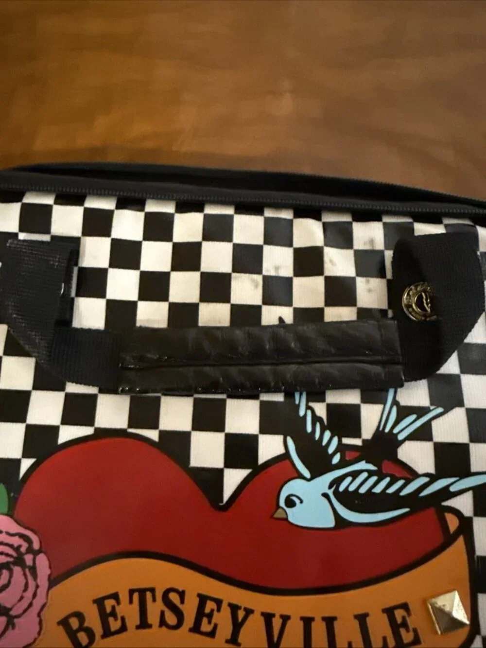 Betsey Johnson Betseyville Laptop Bag Black White Checker Heart Bird Gold Stud